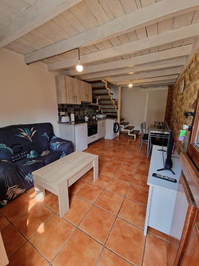 Apartamento Ism.Alb. Инфиесто Екстериор снимка
